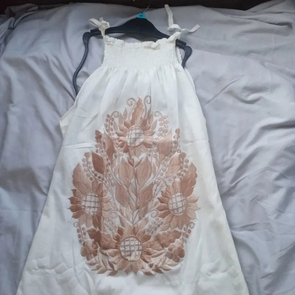 New Mexican embroidery dress size large ( Bag U ) - Picture 4 of 6
